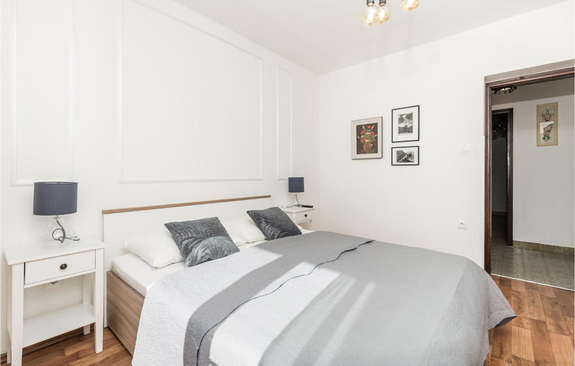 4 Bedroom Awesome Apartment In 斯维蒂尤拉伊 外观 照片