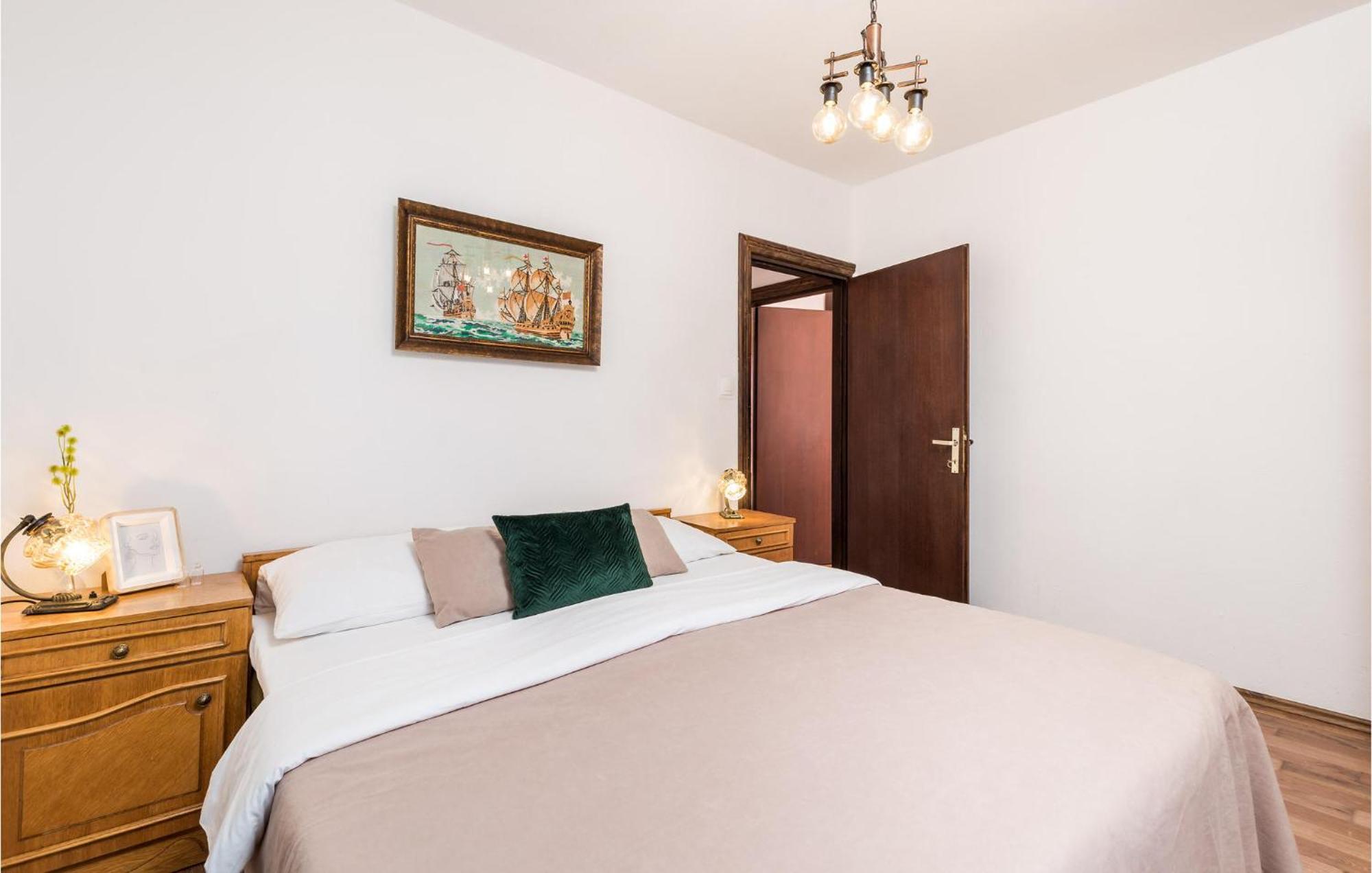 4 Bedroom Awesome Apartment In 斯维蒂尤拉伊 外观 照片