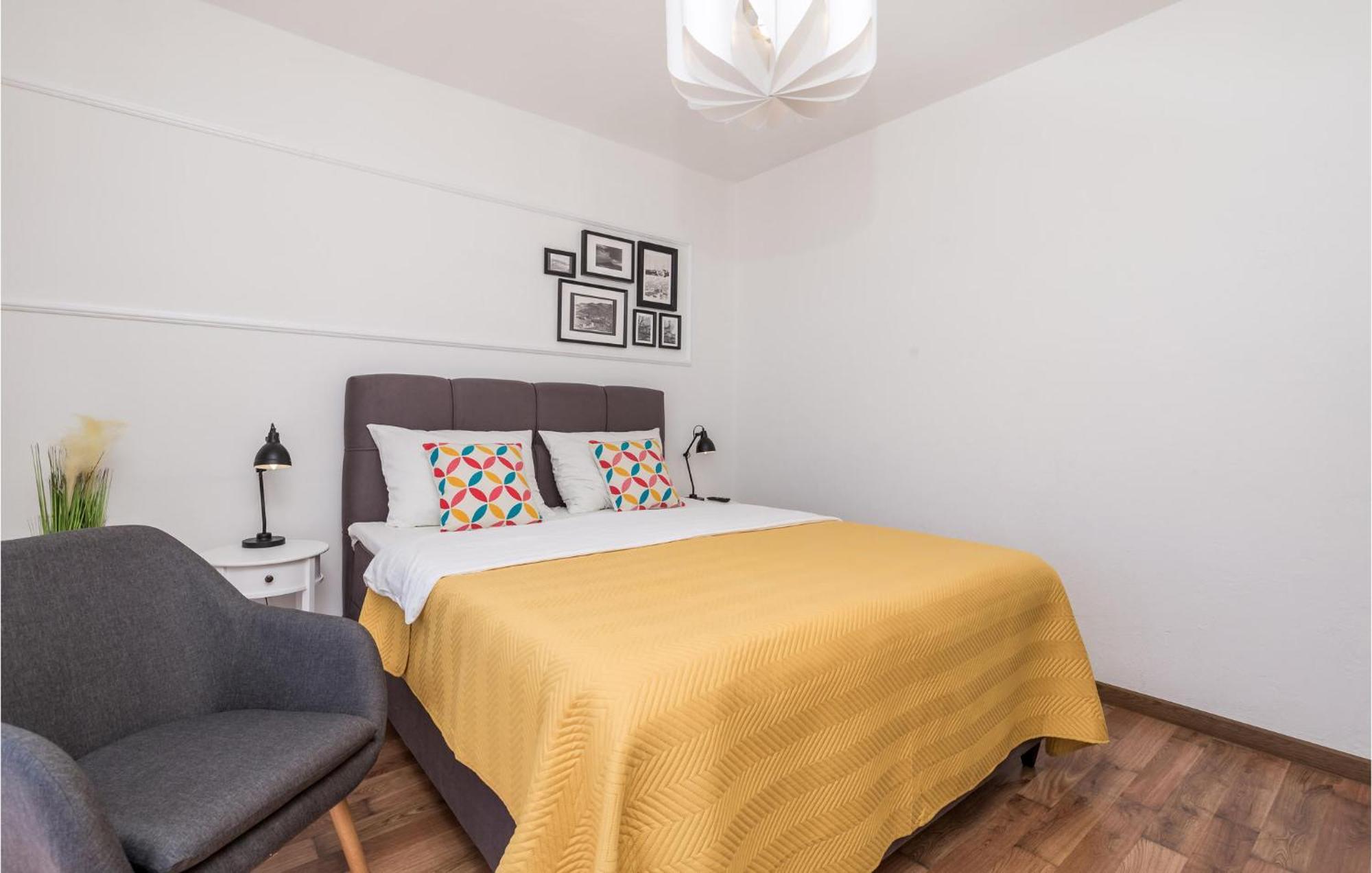 4 Bedroom Awesome Apartment In 斯维蒂尤拉伊 外观 照片